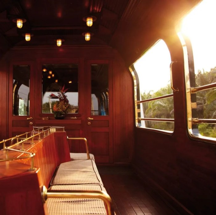 Best Luxury Train Routes for Couples